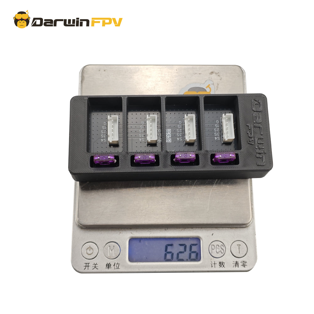 DarwinFPV One Link 4S 4S battery parallel charging board weighed at 62.6 grams, lightweight design perfect for FPV drone enthusiasts.